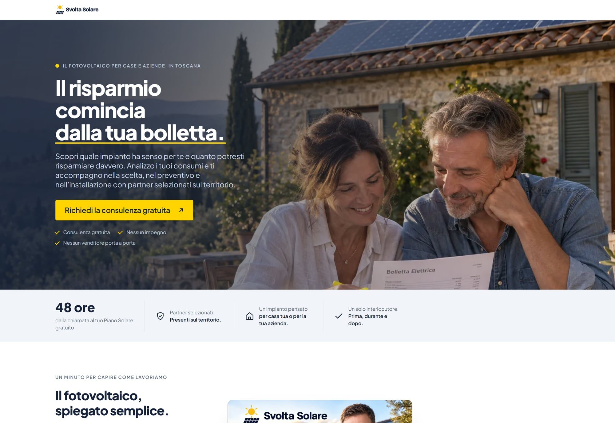 Home della landing page di Svolta Solare: «Il risparmio comincia dalla tua bolletta», con il pulsante per la consulenza gratuita e una coppia che legge la bolletta davanti a un casale toscano con pannelli solari